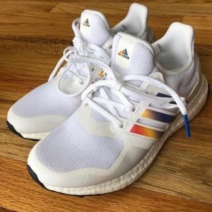 Women’s Adidas Ultraboost Size 5